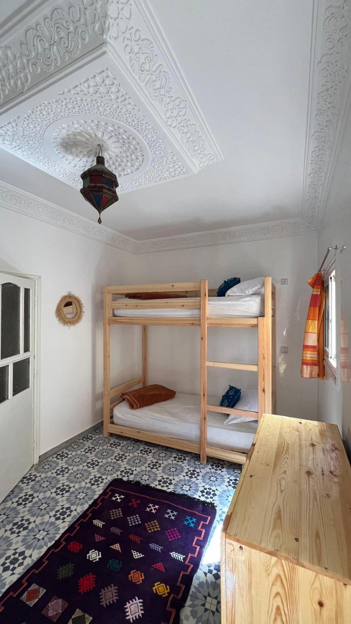 Aourir Waves Surf House Bed & Breakfast Bagian luar foto