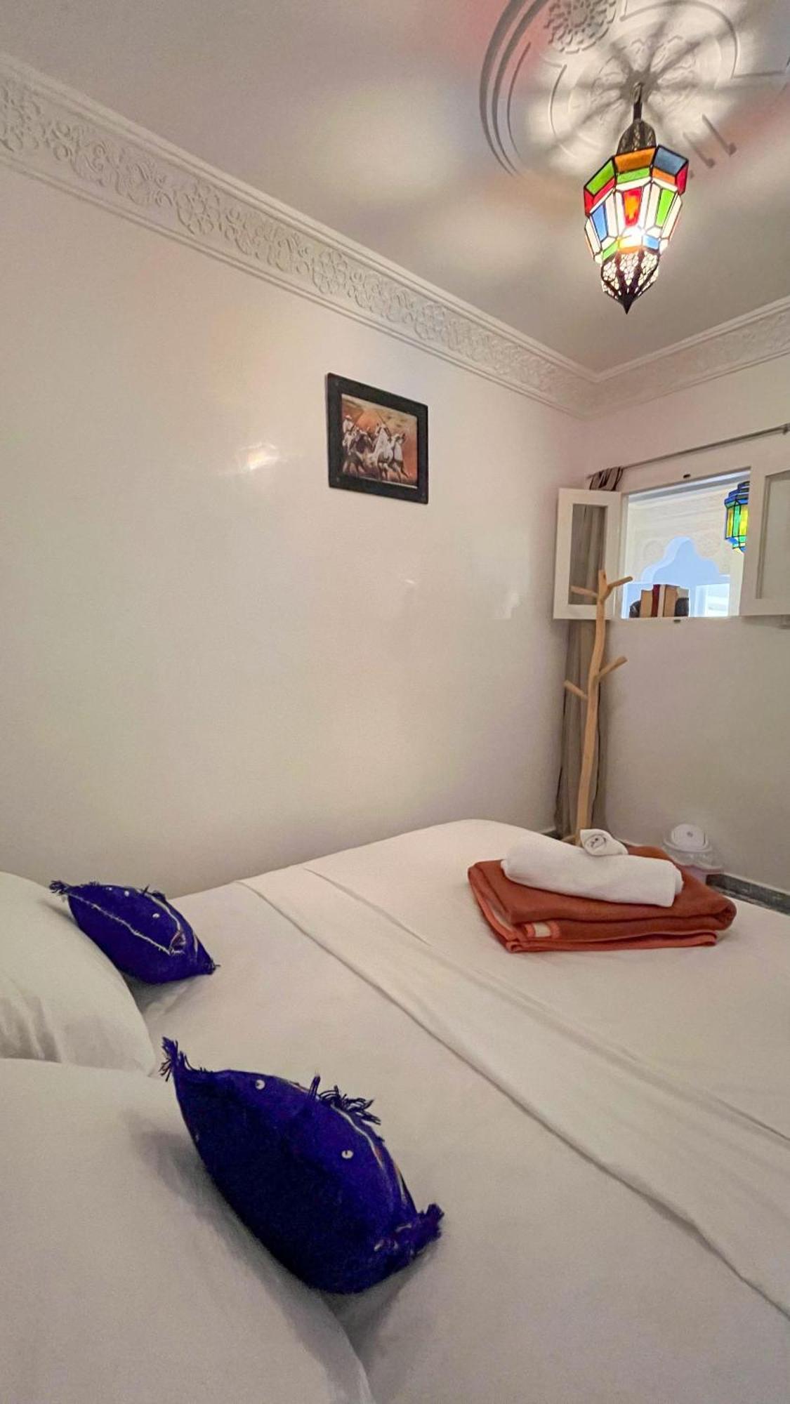 Aourir Waves Surf House Bed & Breakfast Bagian luar foto